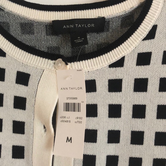 NWT Ann Taylor Shadowed Square Ann Cardigan M - Picture 3 of 4